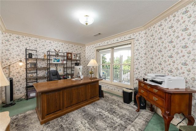 2669 N Sherwood Lane, Fayetteville, AR 72703