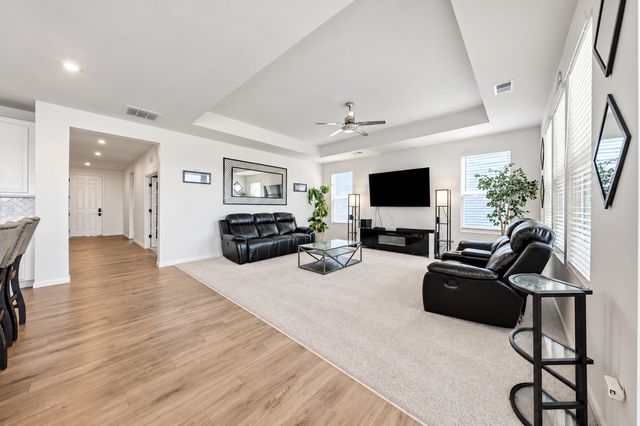 3195 Lincoln Prairie Boulevard, Aurora, IL 60503