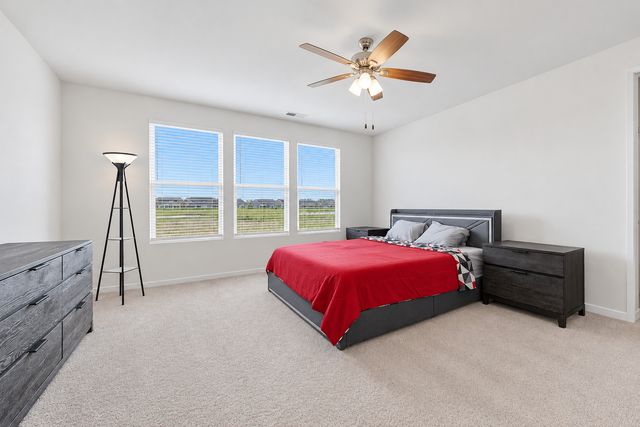 3195 Lincoln Prairie Boulevard, Aurora, IL 60503
