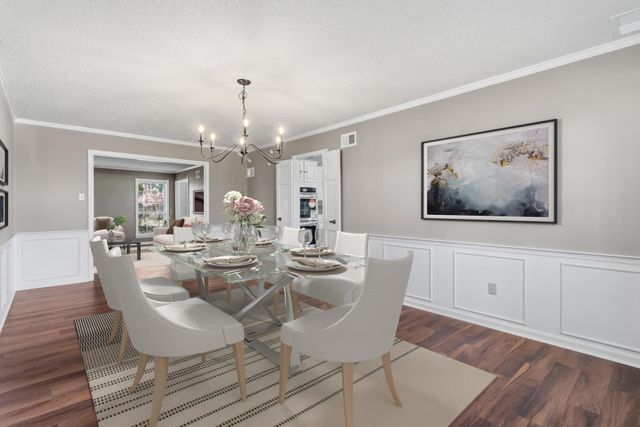 8264 WHISPERING PINES CIR, Memphis, TN 38139