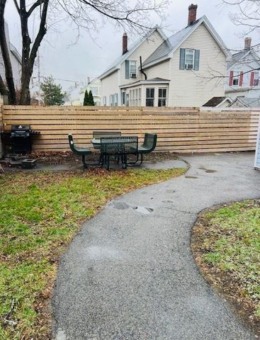 339 Lincoln St, Lowell, MA 01852