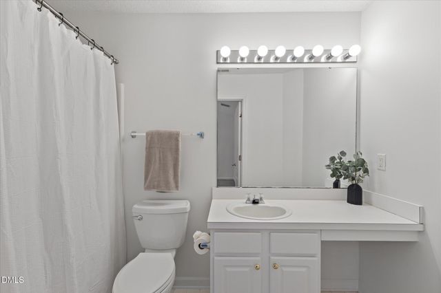140 Orchard Park Drive, Cary, NC 27513