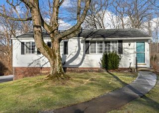 16 Lou Anne Lane, Murrysville, PA 15626