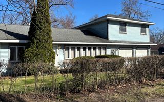 4510 Flint Lake Gateway, Valparaiso, IN 46383