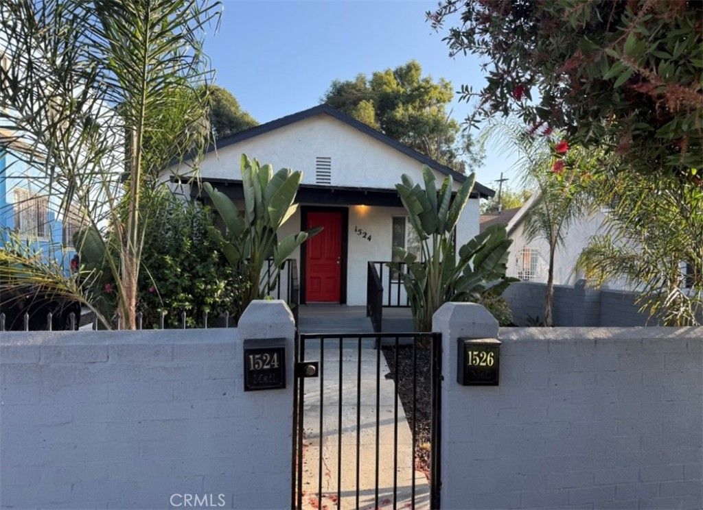 1524 1526 E 105th Street, Los Angeles, CA 90002