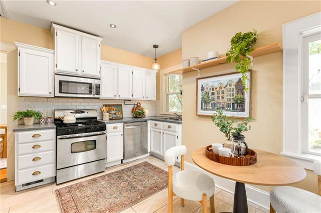 964 Byron Drive SW, Atlanta, GA 30310