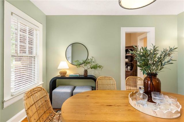 964 Byron Drive SW, Atlanta, GA 30310