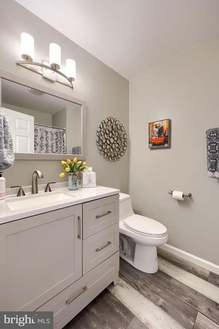 170 OVERVIEW CIR W, Red Lion, PA 17356