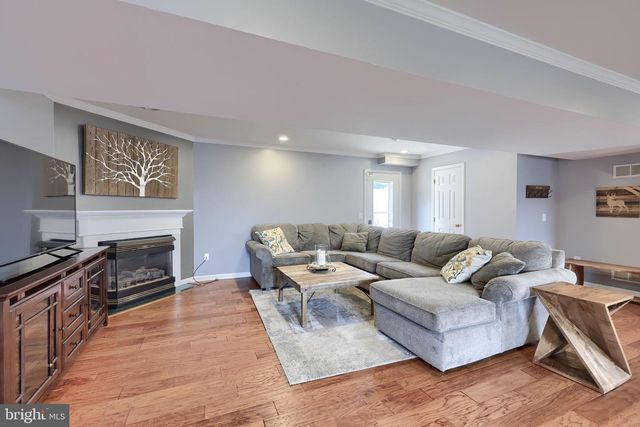 170 OVERVIEW CIR W, Red Lion, PA 17356