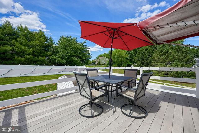 170 OVERVIEW CIR W, Red Lion, PA 17356
