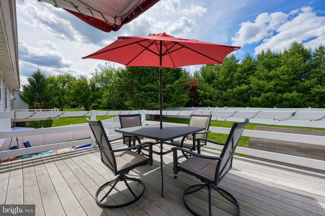 170 OVERVIEW CIR W, Red Lion, PA 17356