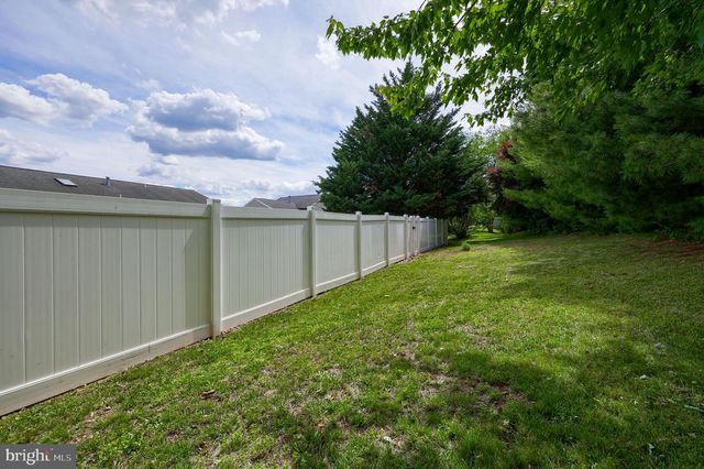 170 OVERVIEW CIR W, Red Lion, PA 17356