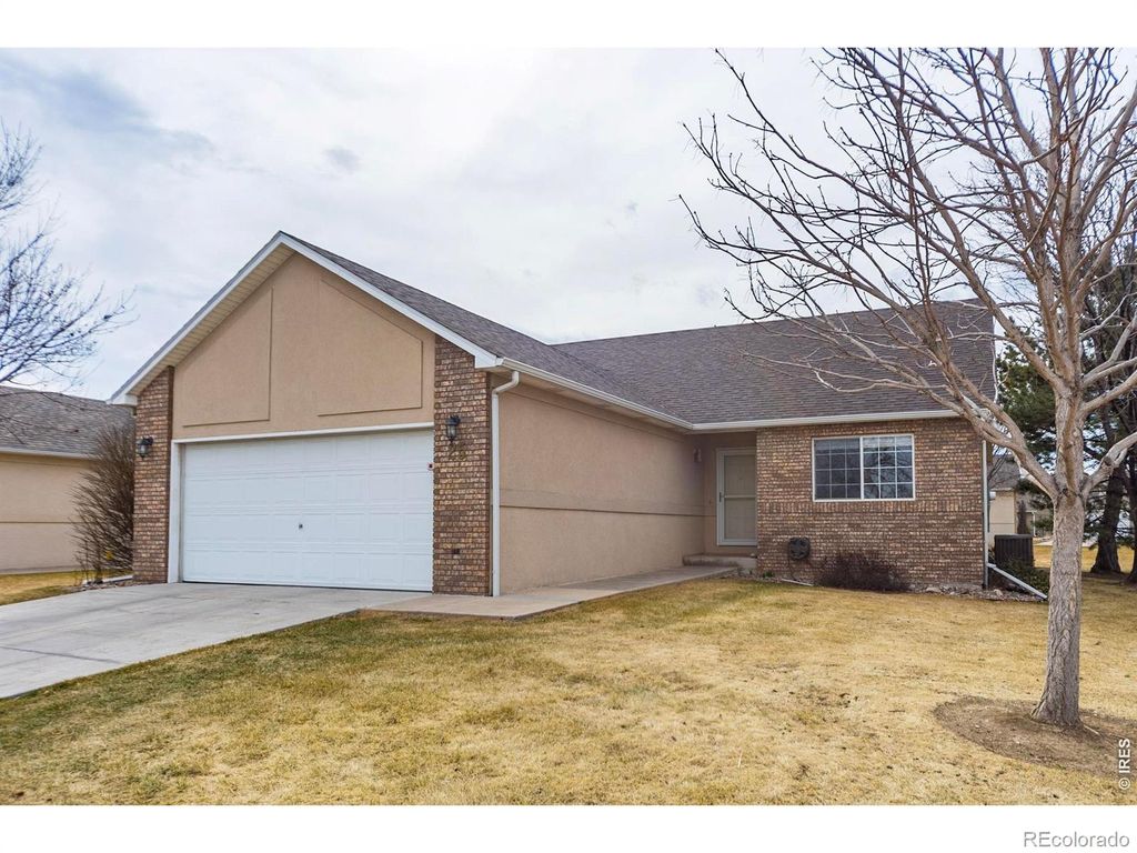 1720 32nd Street 25, Evans, CO 80620