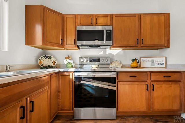 5151 Goldking Rd, Pueblo, CO 81008