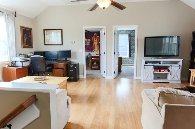 161 Shiloh Ln, Smithville, TN 37166