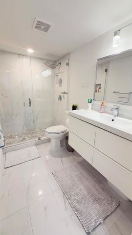 702 SE 2nd Avenue SE 405, Deerfield Beach, FL 33441