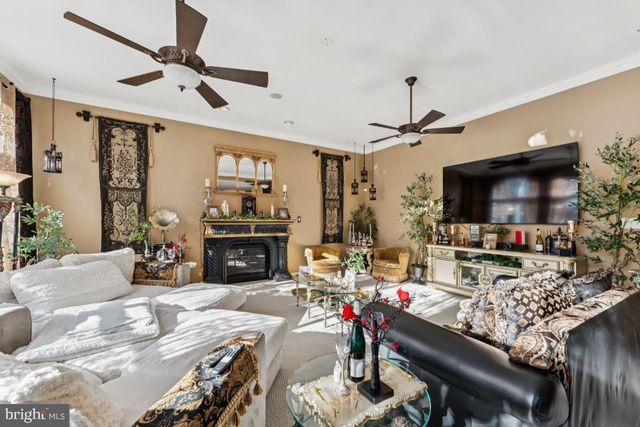 4206 HUNTCHASE DR, Bowie, MD 20720