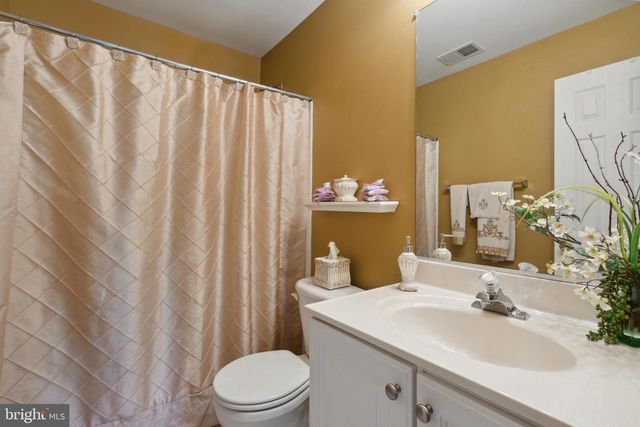 4206 HUNTCHASE DR, Bowie, MD 20720