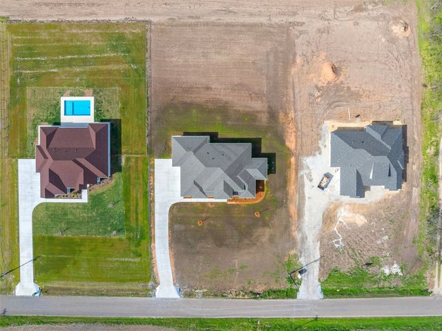 995 Galaxy Road, Woodway, TX 76712