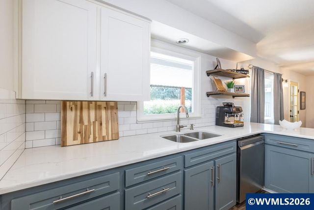 1302 Mandarin St NE, Keizer, OR 97303