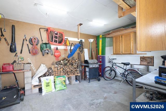 1302 Mandarin St NE, Keizer, OR 97303