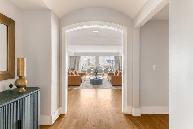 3401 Lee Parkway 404, Dallas, TX 75219