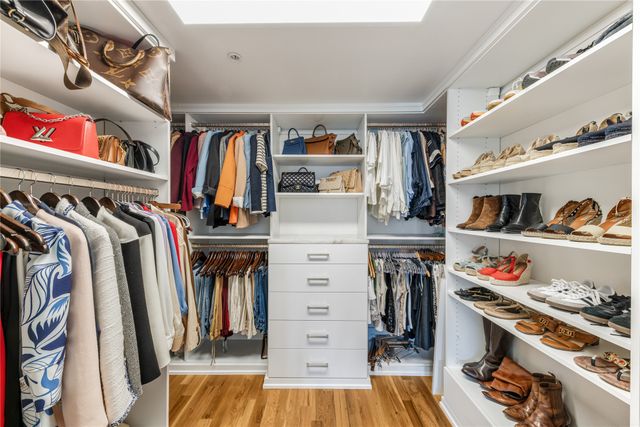 3401 Lee Parkway 404, Dallas, TX 75219