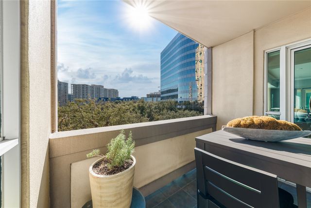 3401 Lee Parkway 404, Dallas, TX 75219