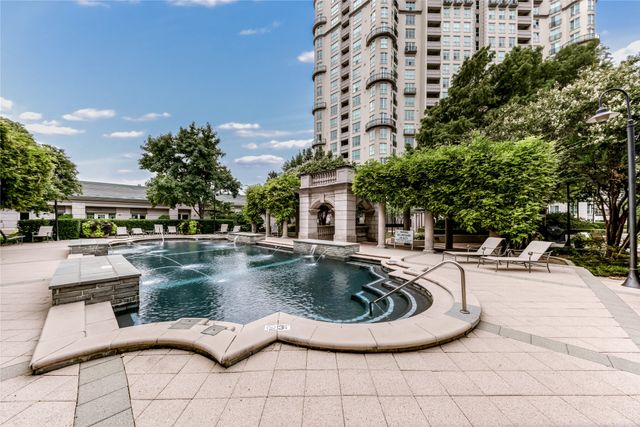 3401 Lee Parkway 404, Dallas, TX 75219