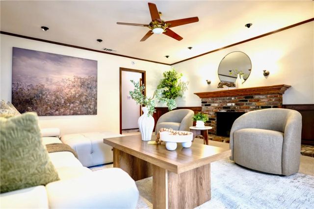 1044 N Pass Ave, Burbank, CA 91505