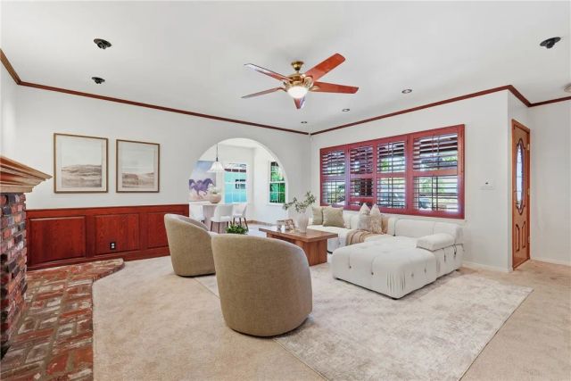 1044 N Pass Ave, Burbank, CA 91505