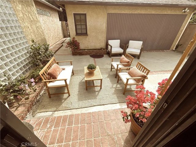 1044 N Pass Ave, Burbank, CA 91505