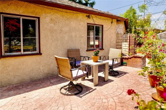 1044 N Pass Ave, Burbank, CA 91505