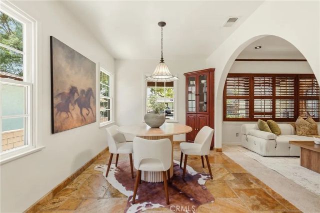 1044 N Pass Ave, Burbank, CA 91505