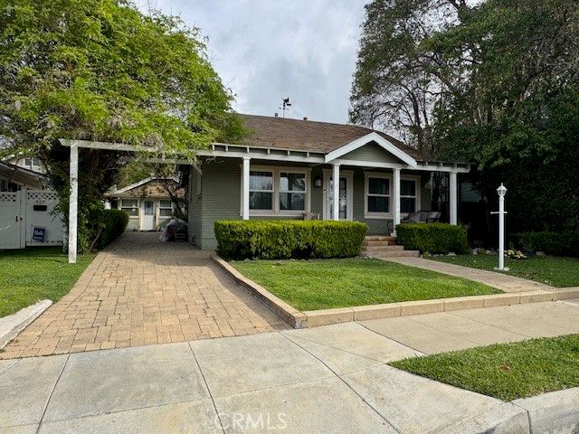 425 W Lime Avenue, Monrovia, CA 91016