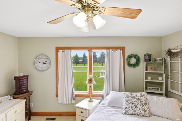4918 County Road 48, Auburn, IN 46706