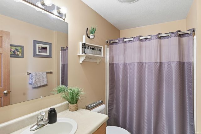 4918 County Road 48, Auburn, IN 46706