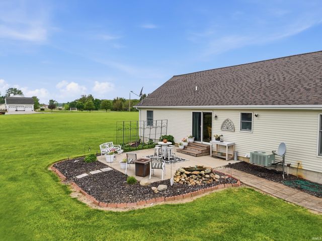 4918 County Road 48, Auburn, IN 46706