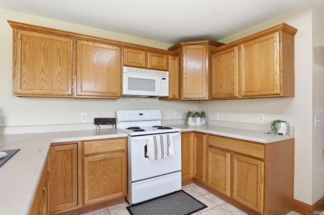 4918 County Road 48, Auburn, IN 46706