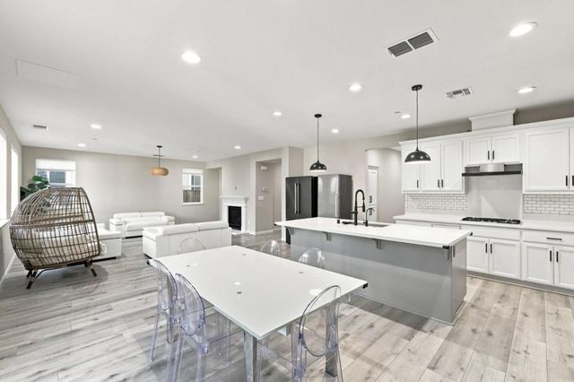 839 Dunmore Street, Oakley, CA 94561