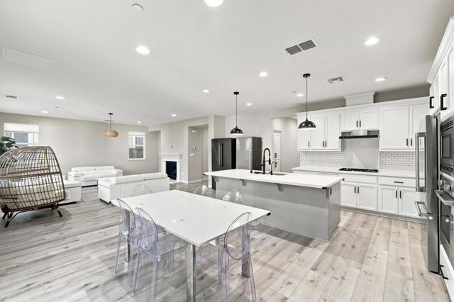 839 Dunmore Street, Oakley, CA 94561