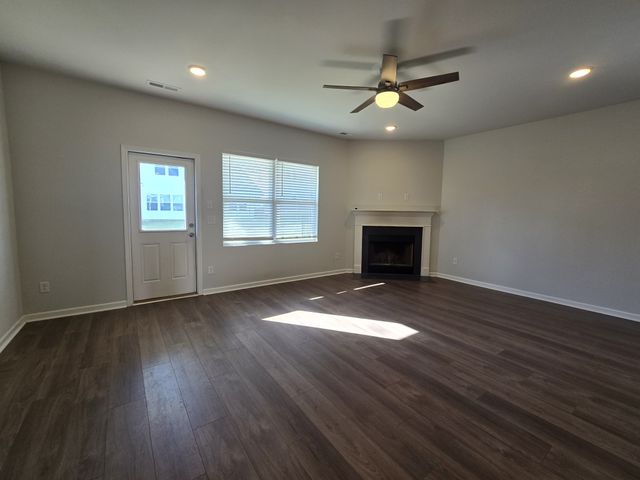 3507 Peace Rd, Columbia, TN 38401