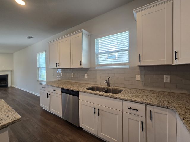 3507 Peace Rd, Columbia, TN 38401