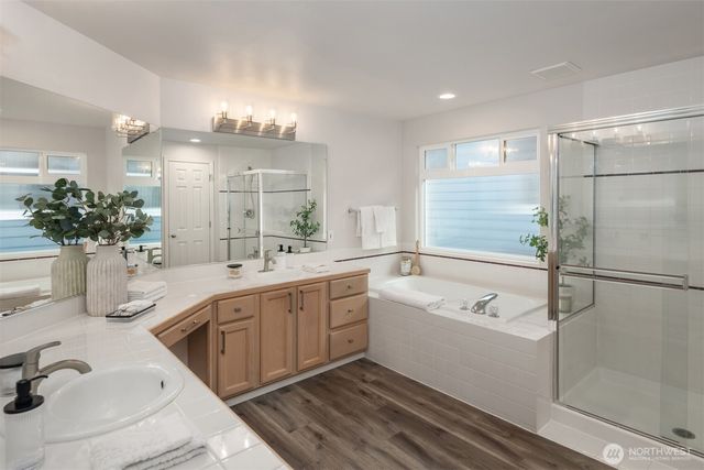 1430 32nd Avenue, Seattle, WA 98122