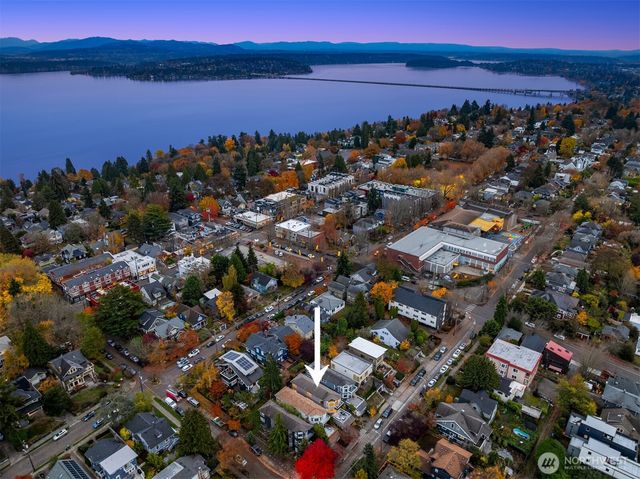 1430 32nd Avenue, Seattle, WA 98122