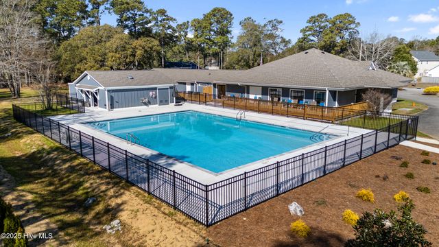 824 The Cape Boulevard, Wilmington, NC 28412