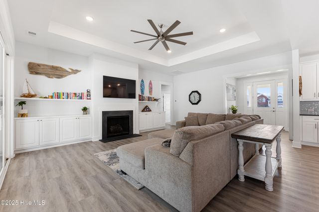824 The Cape Boulevard, Wilmington, NC 28412