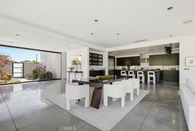 2534 Vista Baya, Newport Beach, CA 92660