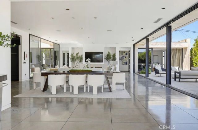 2534 Vista Baya, Newport Beach, CA 92660