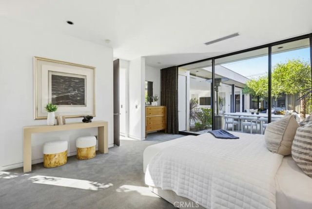2534 Vista Baya, Newport Beach, CA 92660